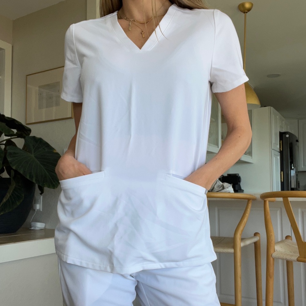 FIGS Scrub Top XS